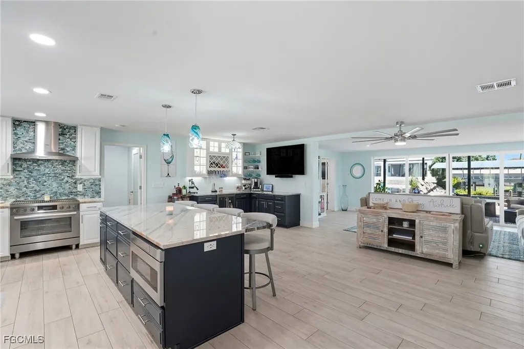 5257 Stratford Court Cape Coral FL 33904