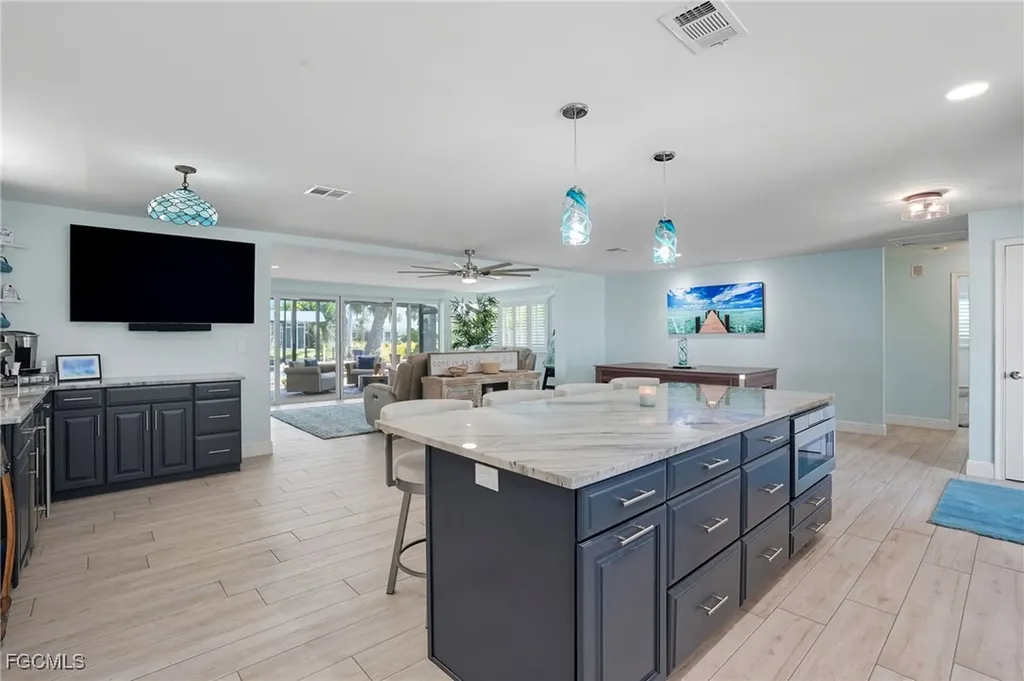 5257 Stratford Court Cape Coral FL 33904