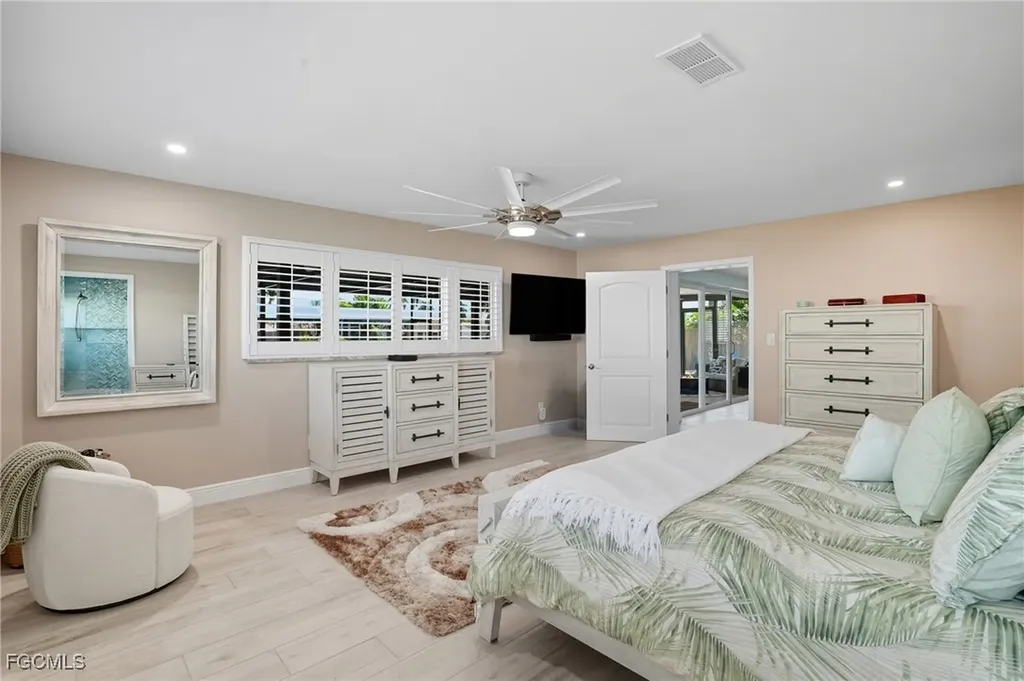 5257 Stratford Court Cape Coral FL 33904