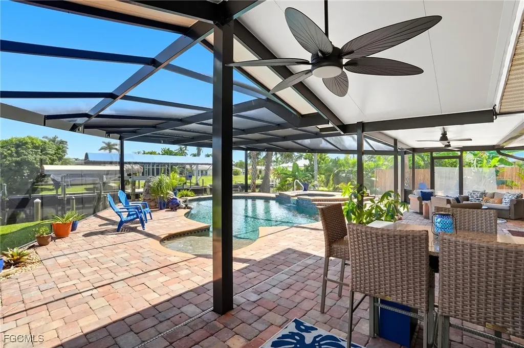 5257 Stratford Court Cape Coral FL 33904