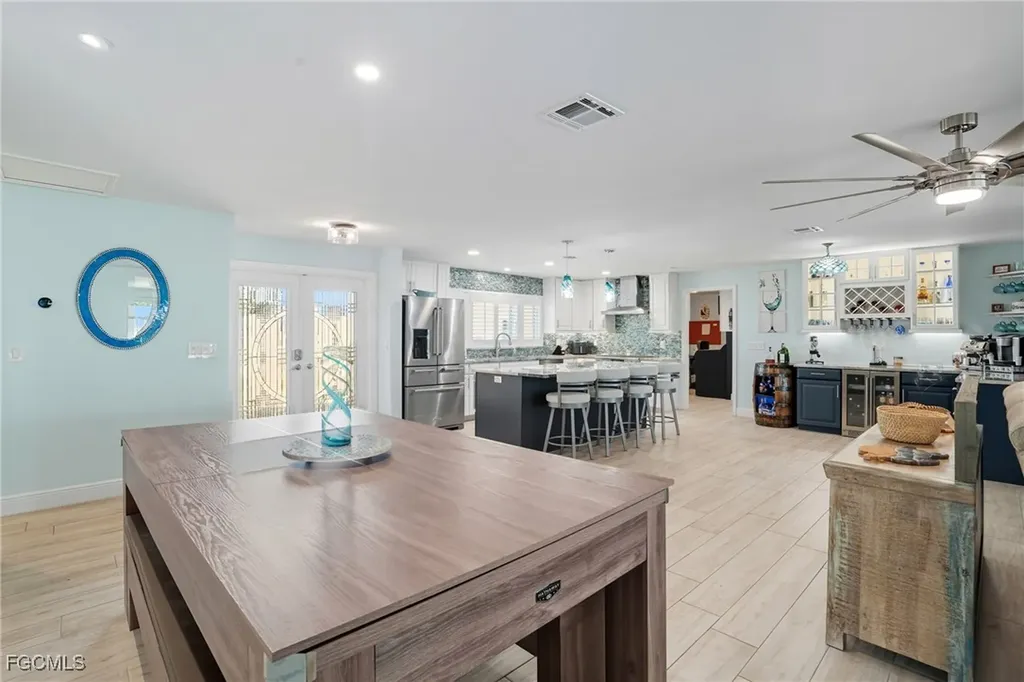 5257 Stratford Court Cape Coral FL 33904