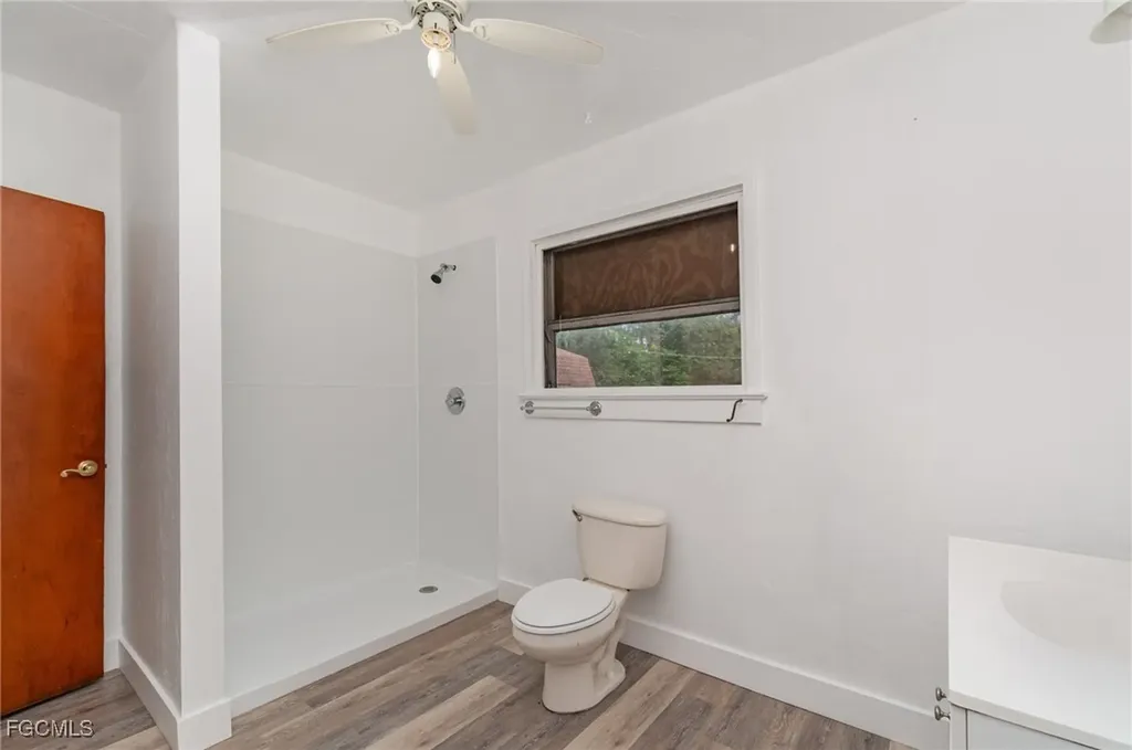 2729 Broadway Fort Myers FL 33901