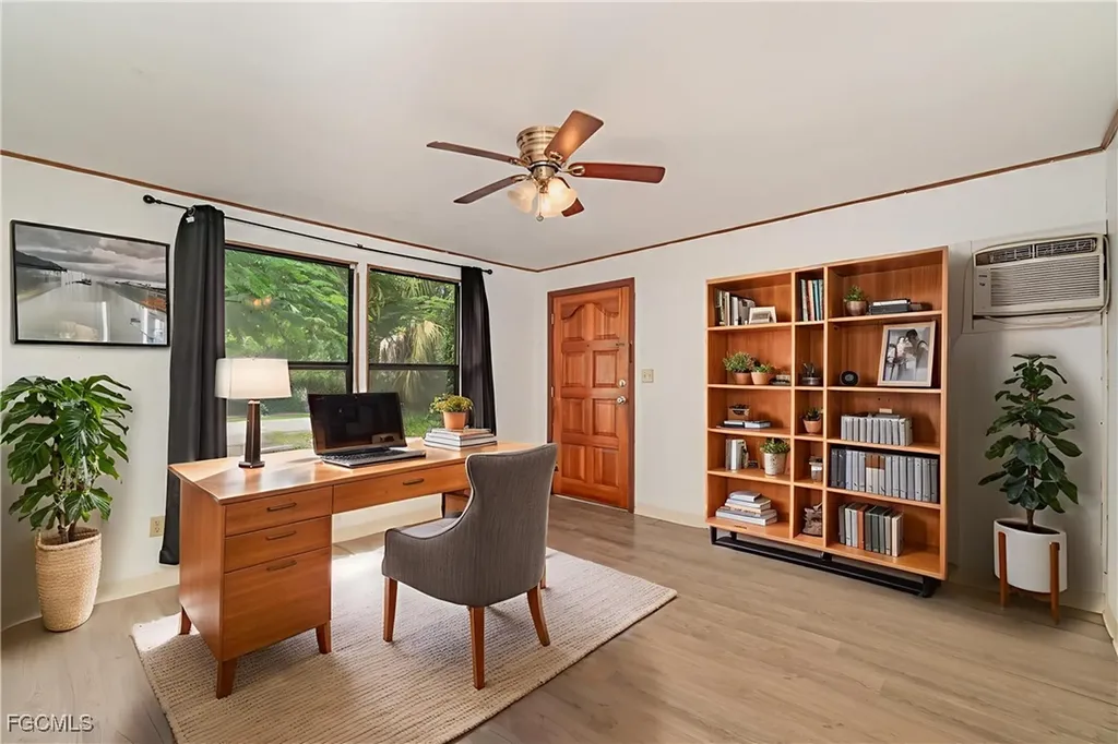 2729 Broadway Fort Myers FL 33901