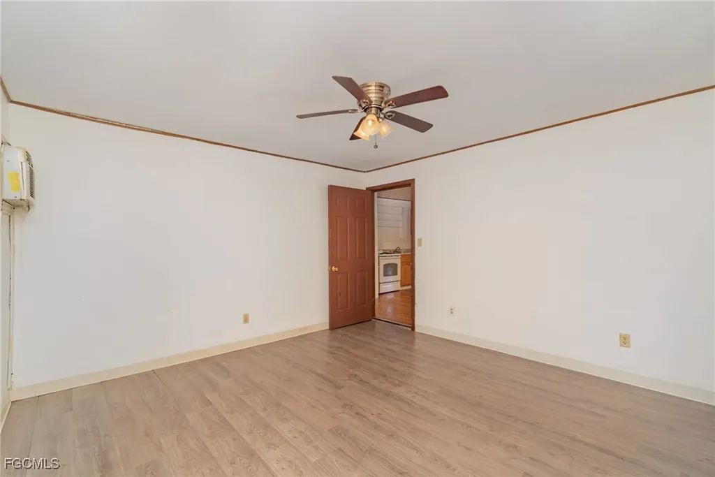 2729 Broadway Fort Myers FL 33901