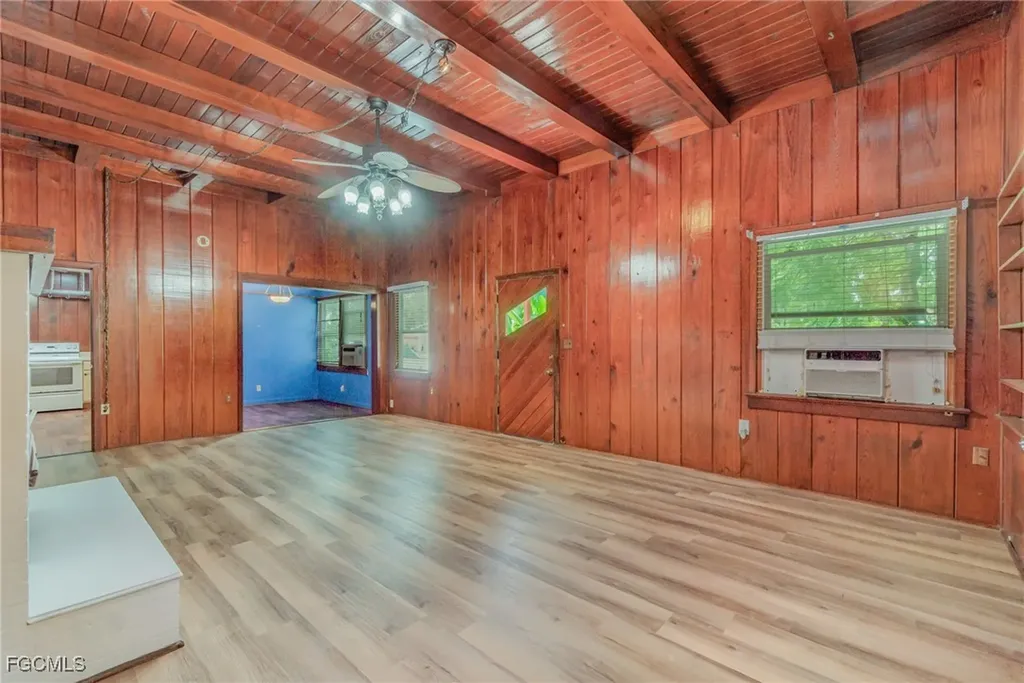 2729 Broadway Fort Myers FL 33901