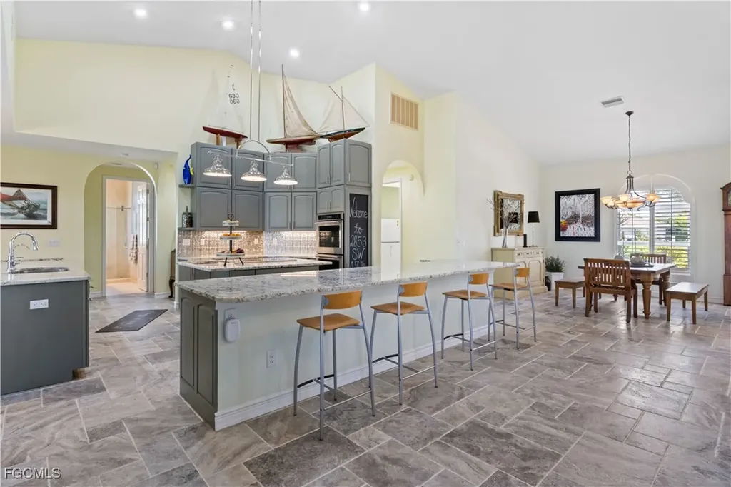 2853 SW 47th Terrace Cape Coral FL 33914