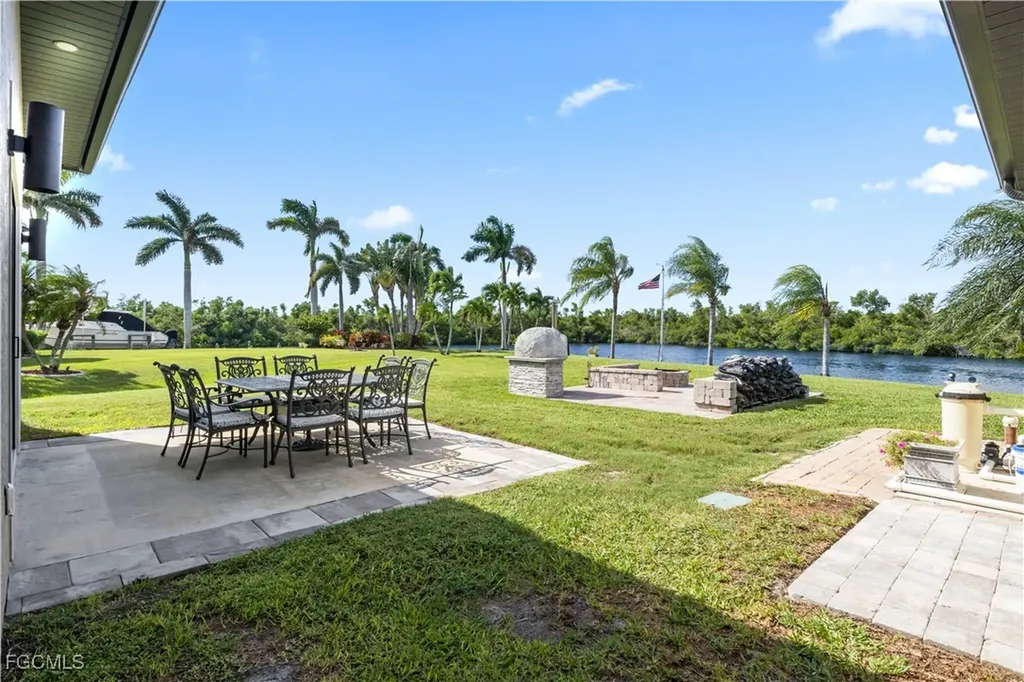 2853 SW 47th Terrace Cape Coral FL 33914