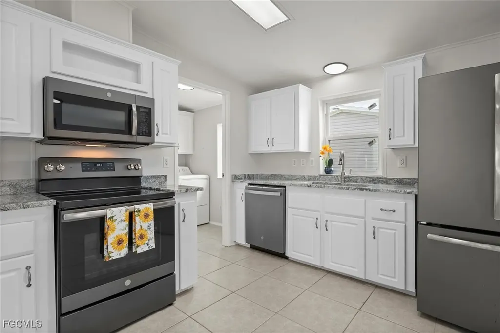 1000 Kings Highway Punta Gorda FL 33980