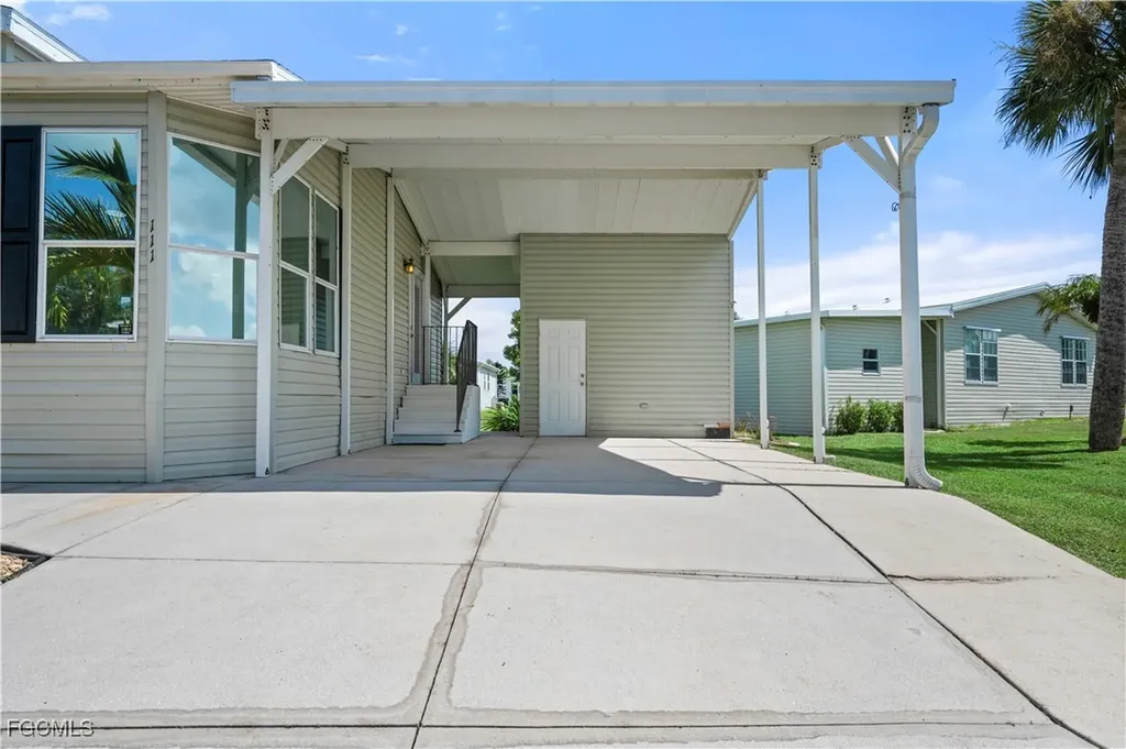 1000 Kings Highway Punta Gorda FL 33980