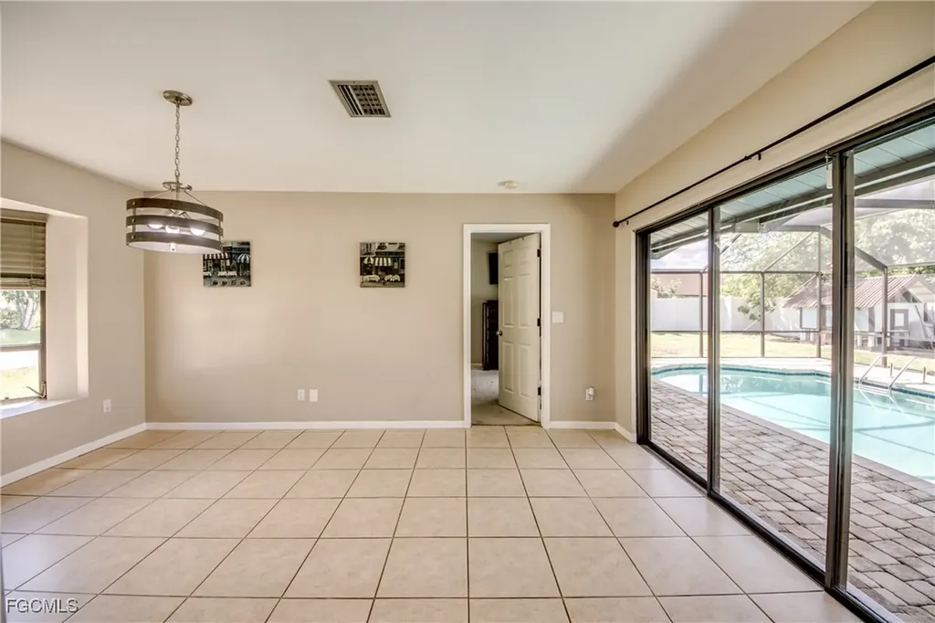 2210 SE 8th Terrace Cape Coral FL 33990