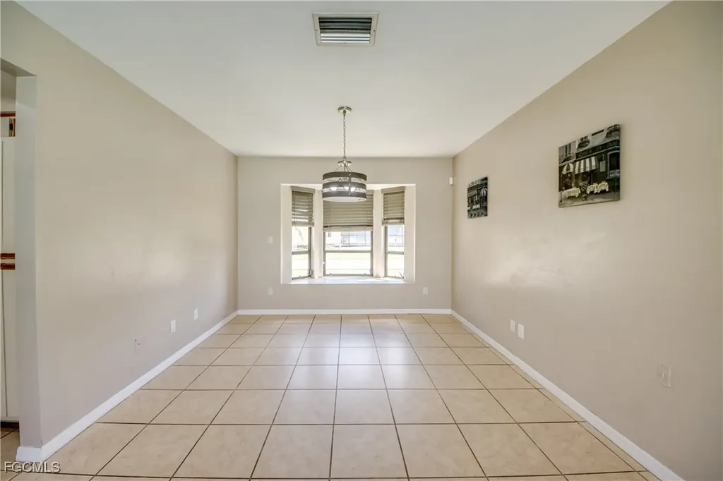 2210 SE 8th Terrace Cape Coral FL 33990