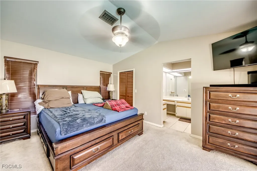 2210 SE 8th Terrace Cape Coral FL 33990