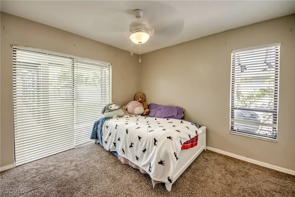 2210 SE 8th Terrace Cape Coral FL 33990