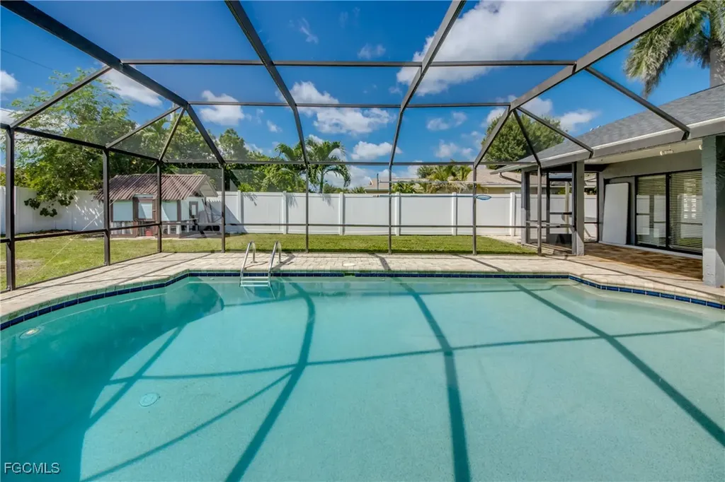 2210 SE 8th Terrace Cape Coral FL 33990