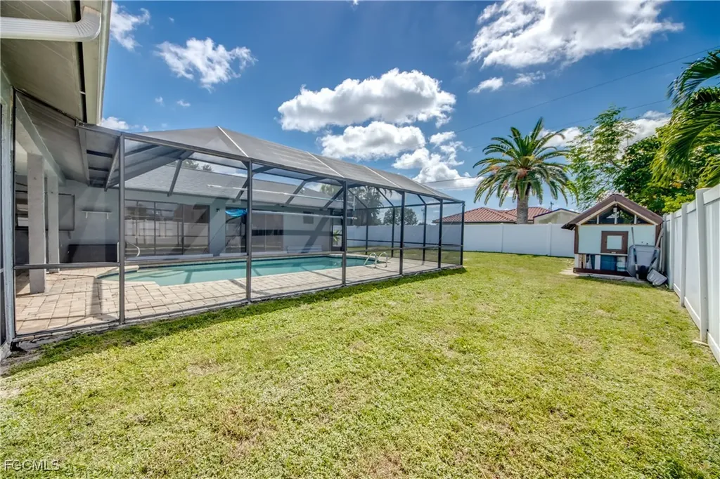 2210 SE 8th Terrace Cape Coral FL 33990
