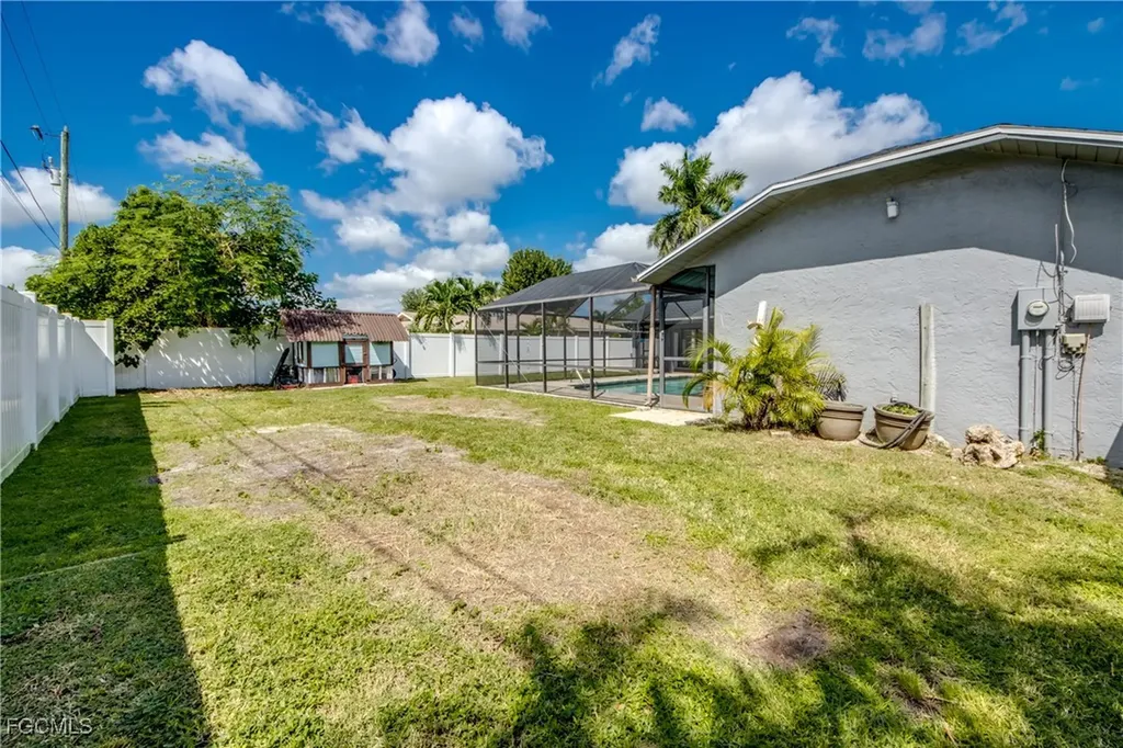 2210 SE 8th Terrace Cape Coral FL 33990