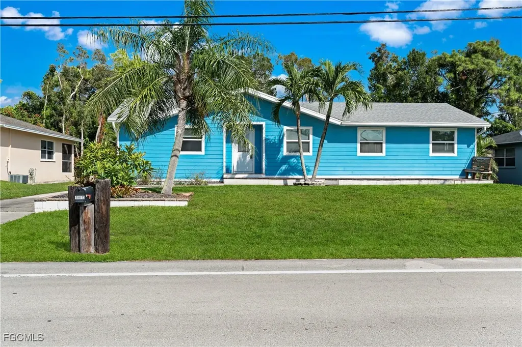 18613 Oriole Road Fort Myers FL 33967