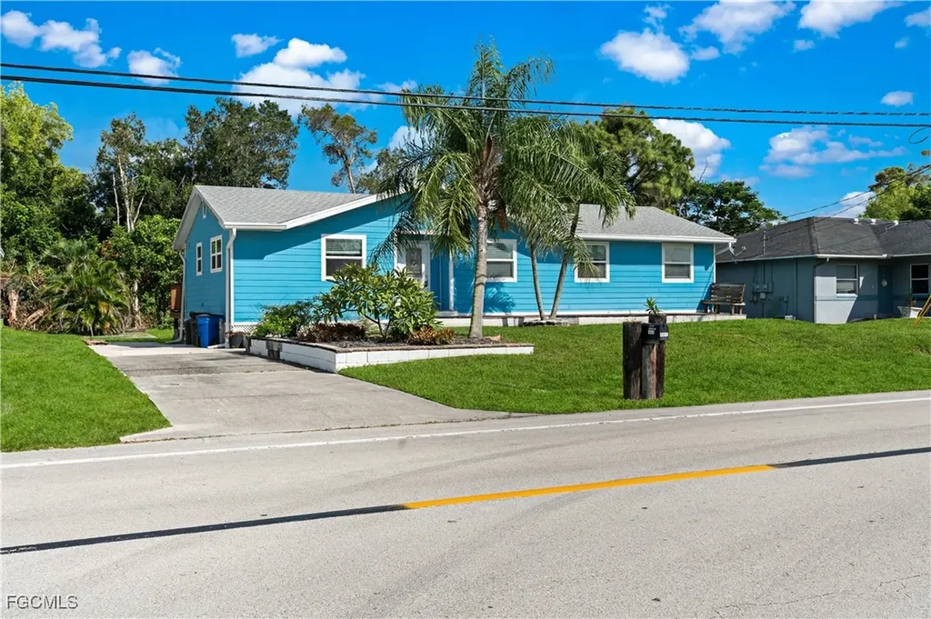 18613 Oriole Road Fort Myers FL 33967