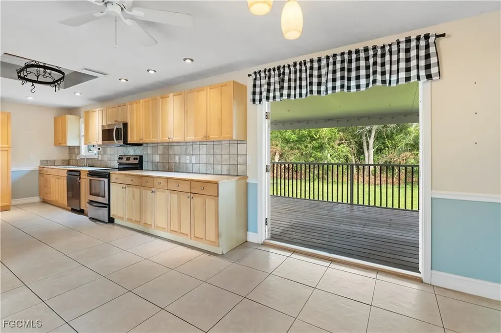 18613 Oriole Road Fort Myers FL 33967