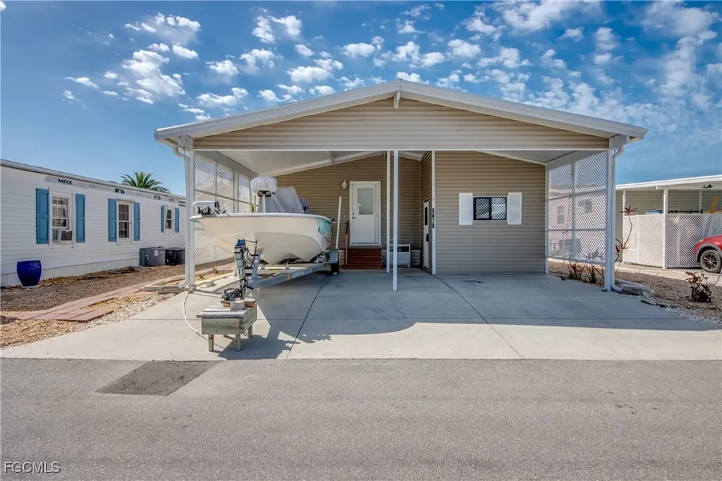 5020 Gulfgate Lane St. James City FL 33956