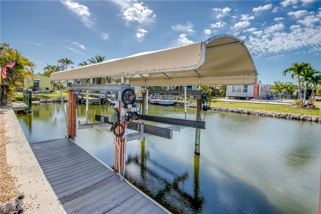 5020 Gulfgate Lane St. James City FL 33956