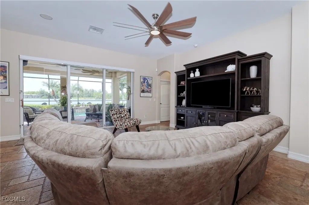 2632 Fairmont Cove Court Cape Coral FL 33991