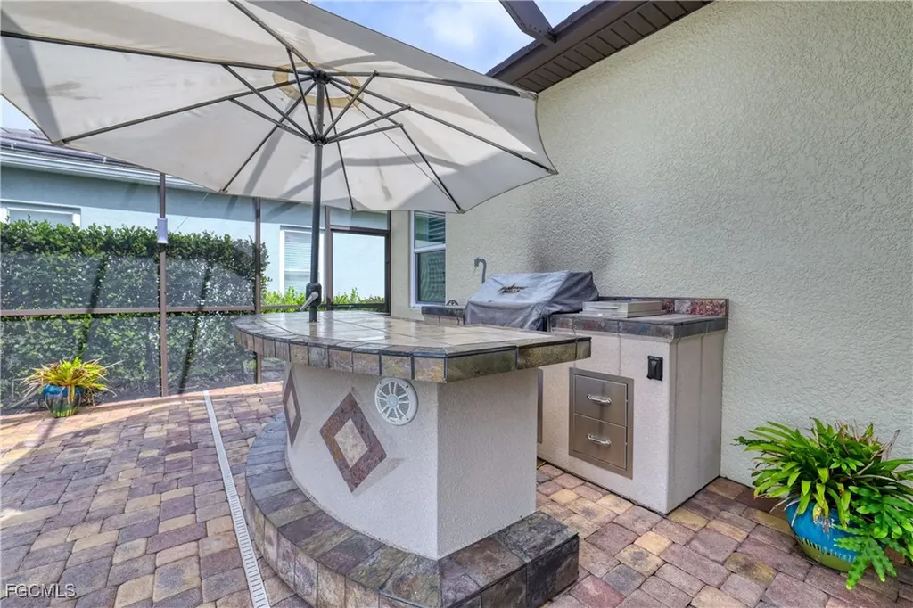 2632 Fairmont Cove Court Cape Coral FL 33991