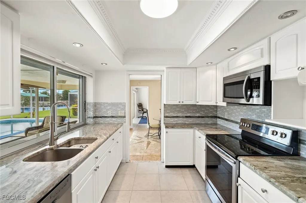 1740 Savona Parkway Cape Coral FL 33904