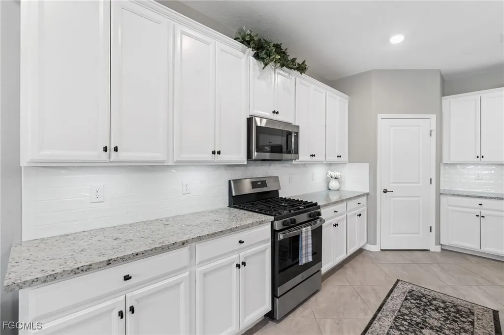 17482 Palmetto Pass Lane Punta Gorda FL 33982