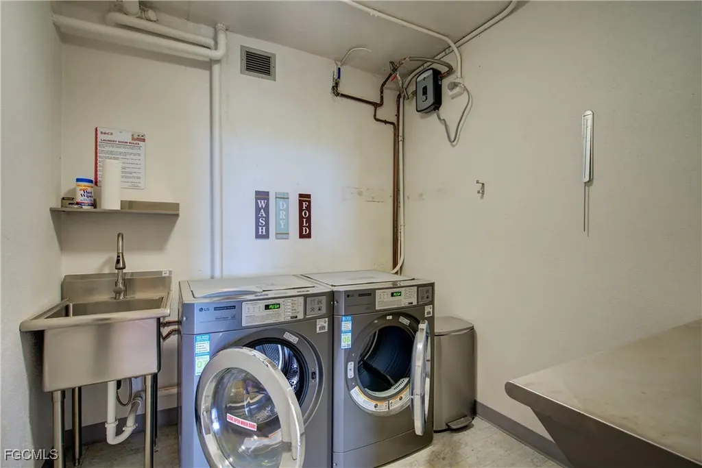 1766 Cape Coral Parkway E Cape Coral FL 33904