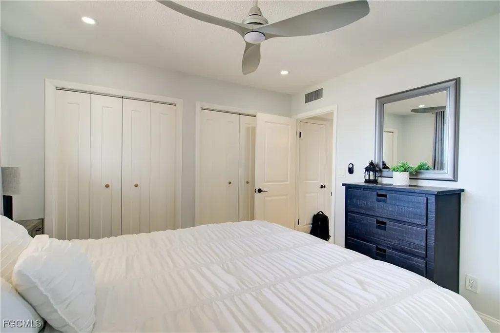 1766 Cape Coral Parkway E Cape Coral FL 33904