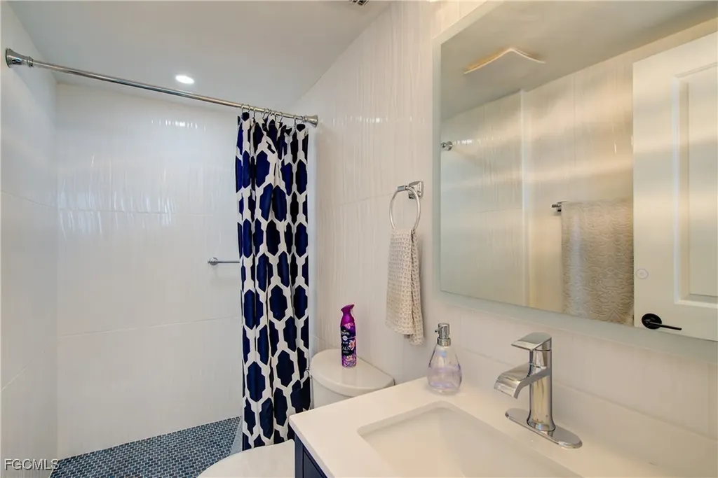 1766 Cape Coral Parkway E Cape Coral FL 33904