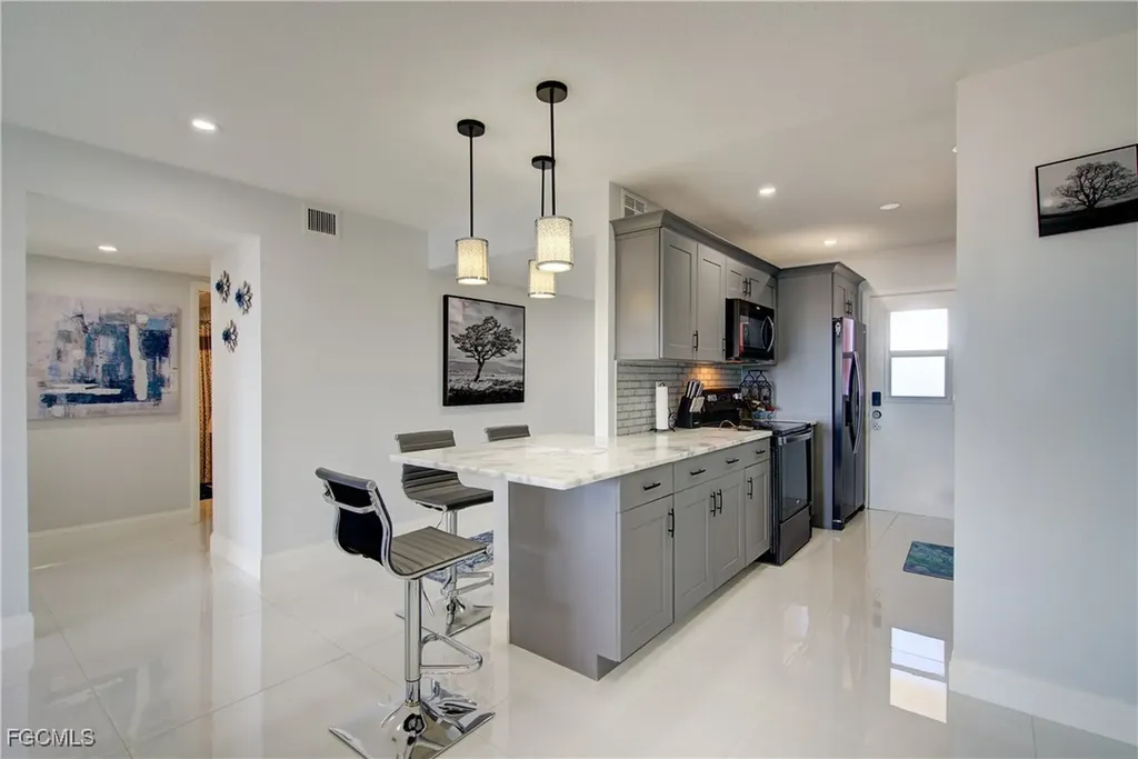 1766 Cape Coral Parkway E Cape Coral FL 33904