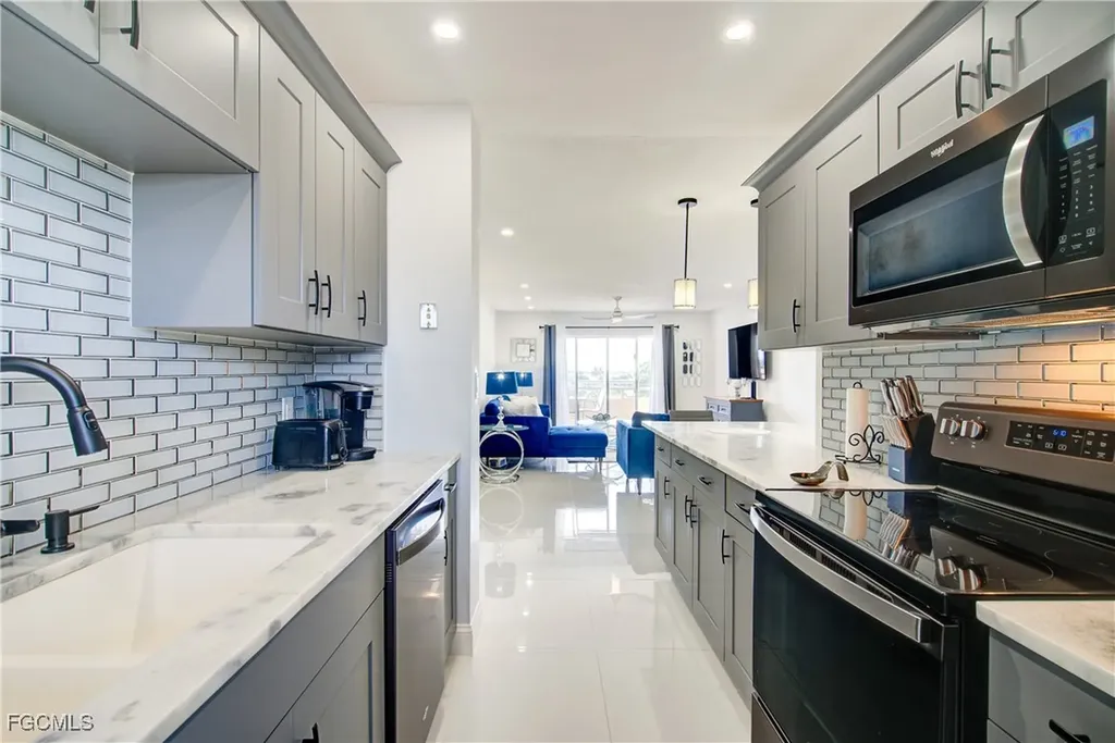 1766 Cape Coral Parkway E Cape Coral FL 33904