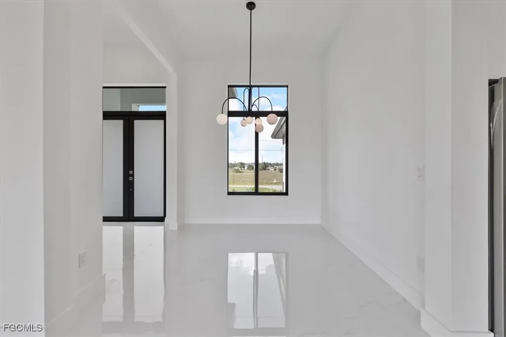 4102 NW 39th Street Cape Coral FL 33993