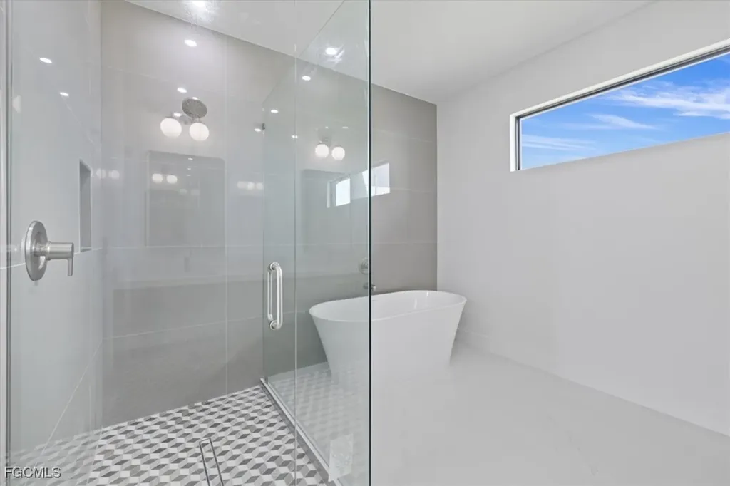 4102 NW 39th Street Cape Coral FL 33993