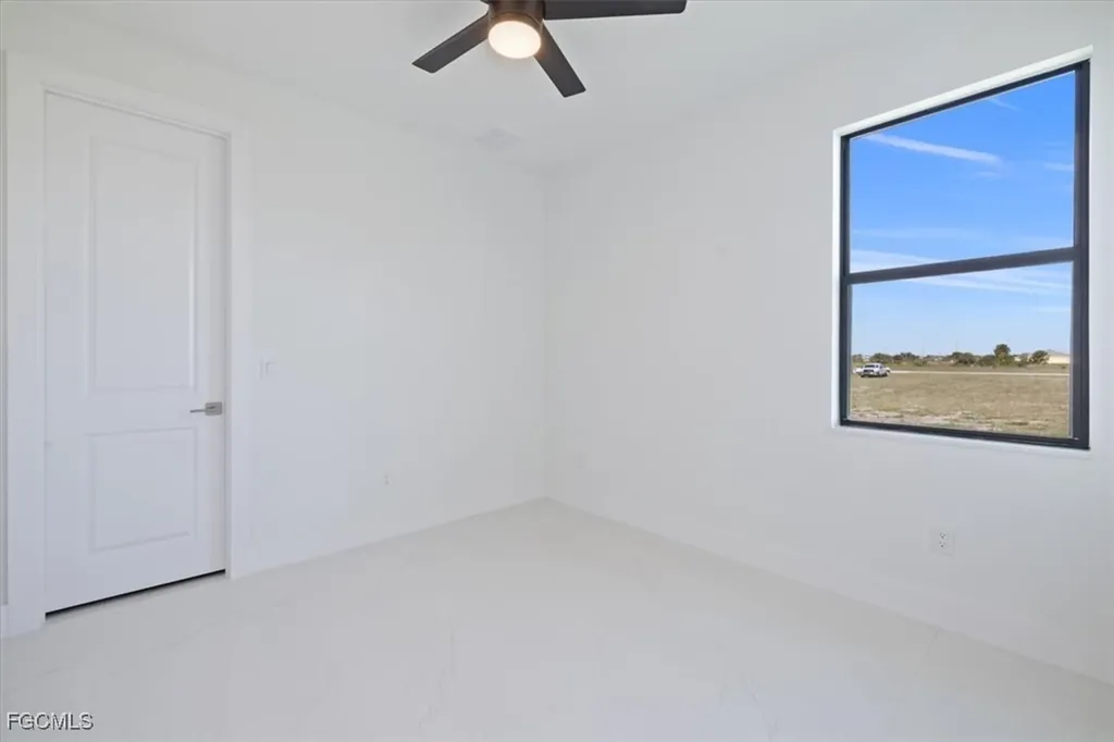 4102 NW 39th Street Cape Coral FL 33993