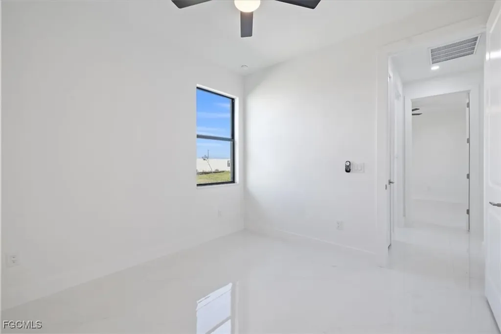 4102 NW 39th Street Cape Coral FL 33993