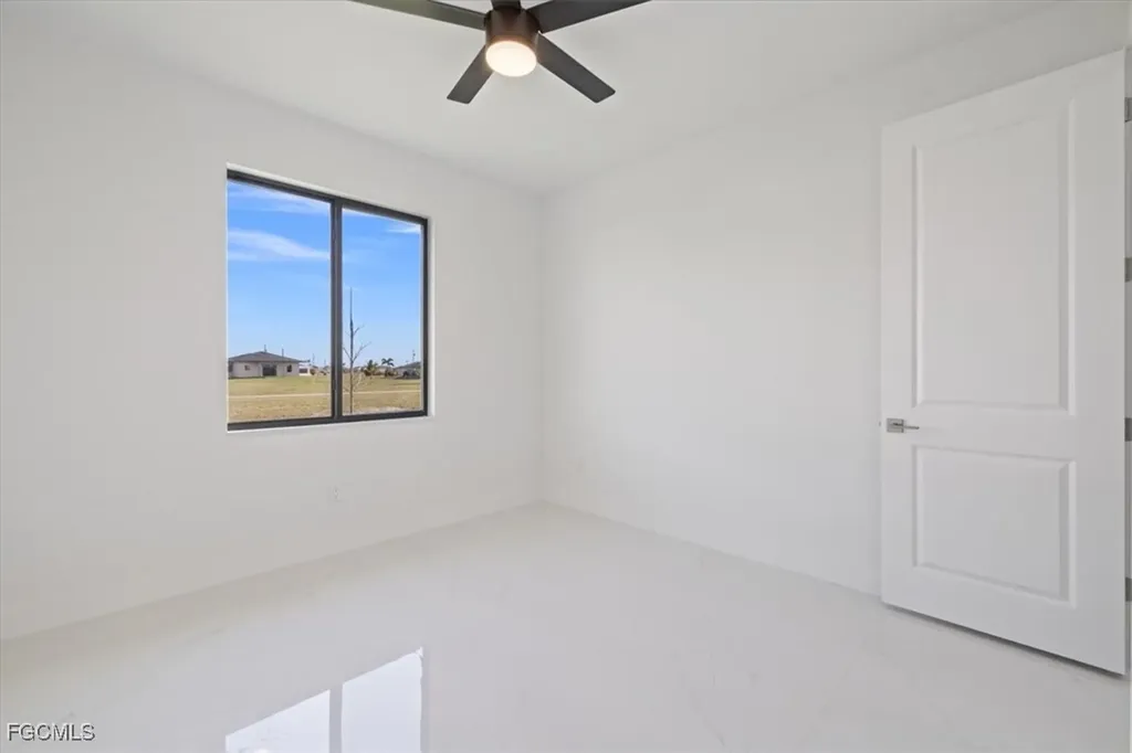 4102 NW 39th Street Cape Coral FL 33993