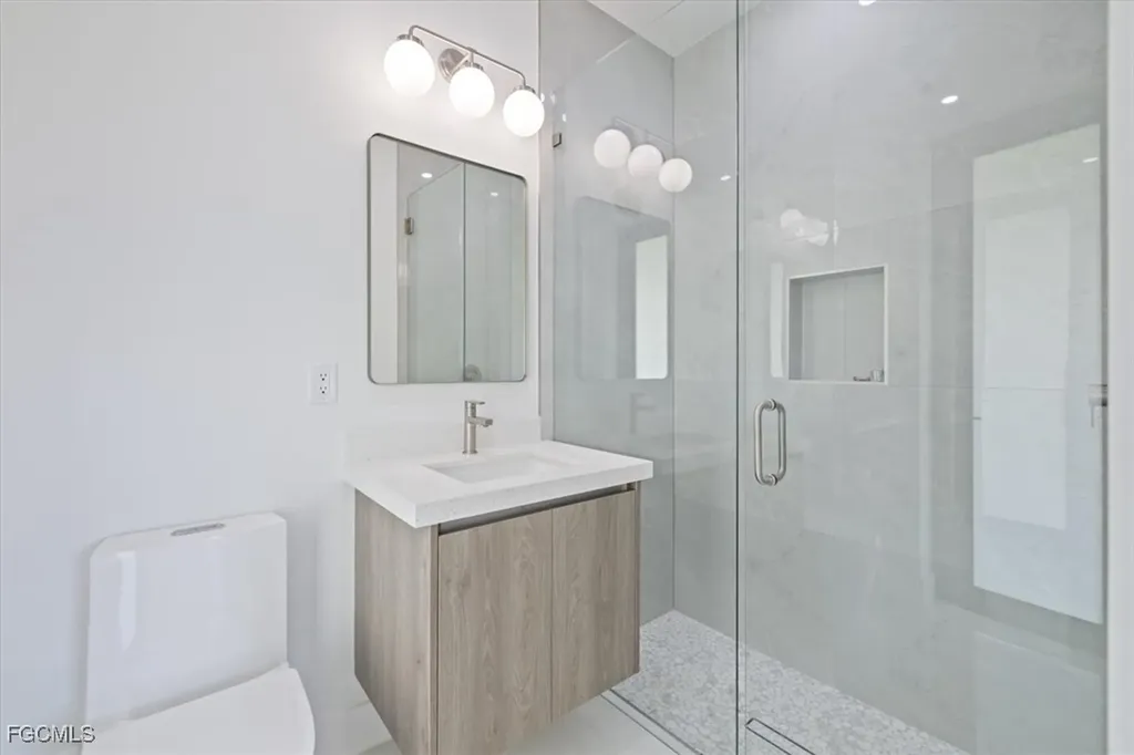 4102 NW 39th Street Cape Coral FL 33993