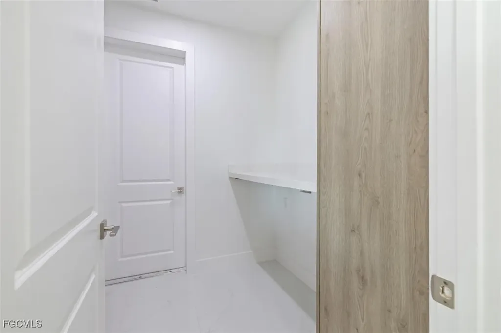 4102 NW 39th Street Cape Coral FL 33993