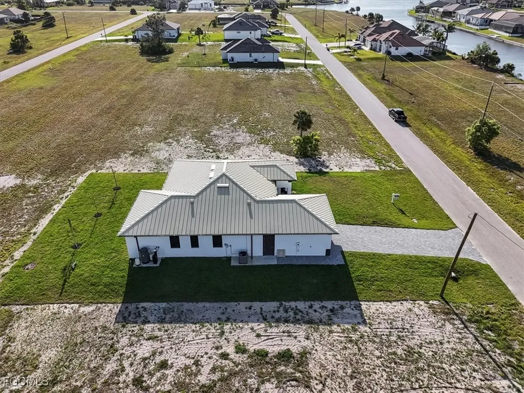 4102 NW 39th Street Cape Coral FL 33993