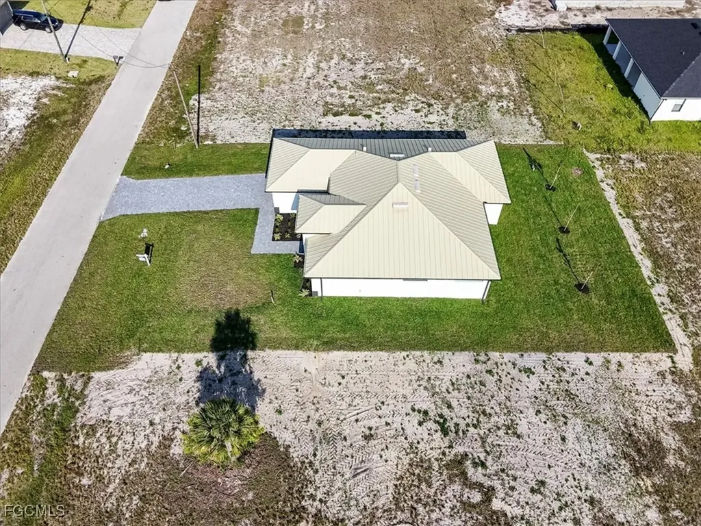 4102 NW 39th Street Cape Coral FL 33993