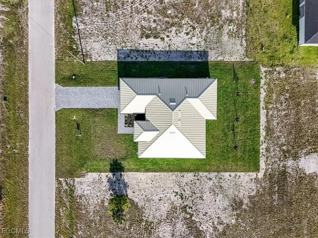 4102 NW 39th Street Cape Coral FL 33993