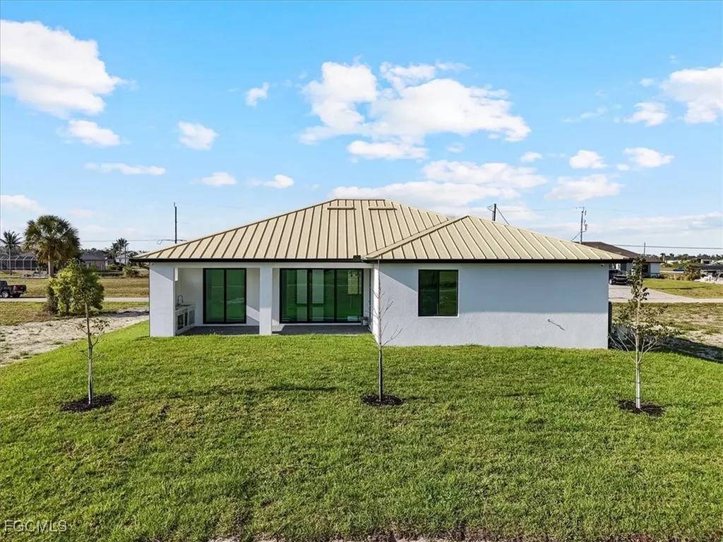 4102 NW 39th Street Cape Coral FL 33993