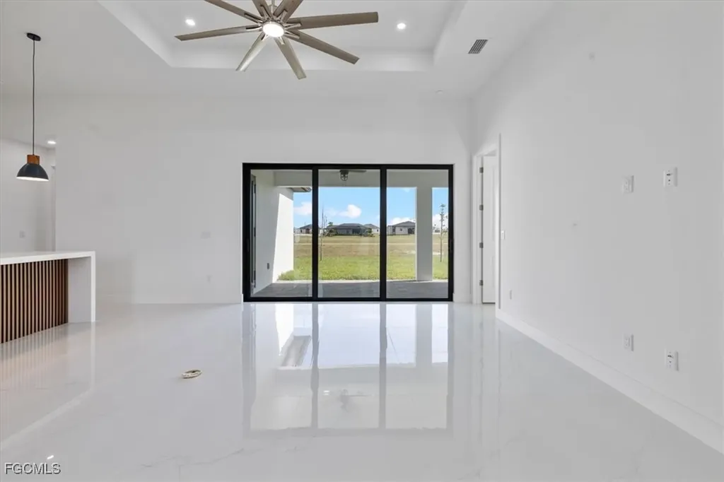 4102 NW 39th Street Cape Coral FL 33993