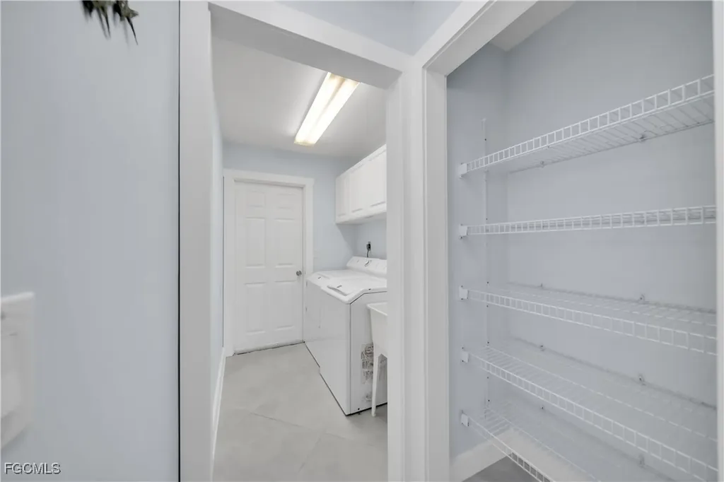 1321 SE 21st Lane Cape Coral FL 33990