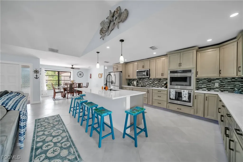 1321 SE 21st Lane Cape Coral FL 33990