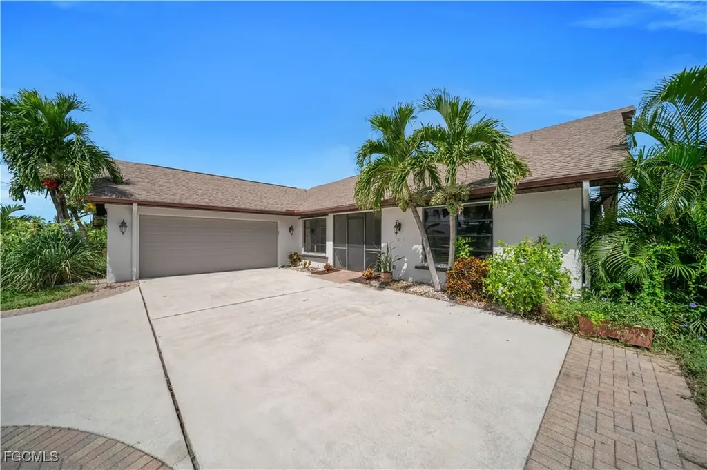 1321 SE 21st Lane Cape Coral FL 33990