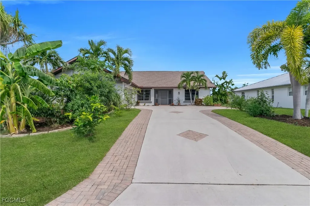 1321 SE 21st Lane Cape Coral FL 33990